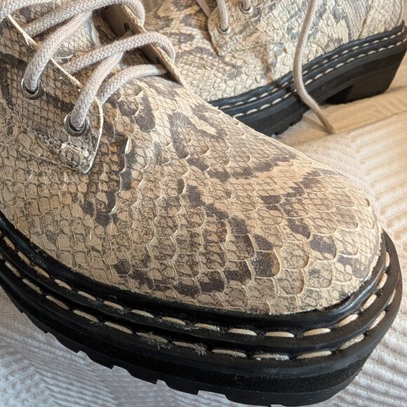 Black Suede X Caroline Stanbury Python Drea Lug Sole Combat Boots Womens 7 - 7.5 - Picture 5 of 12